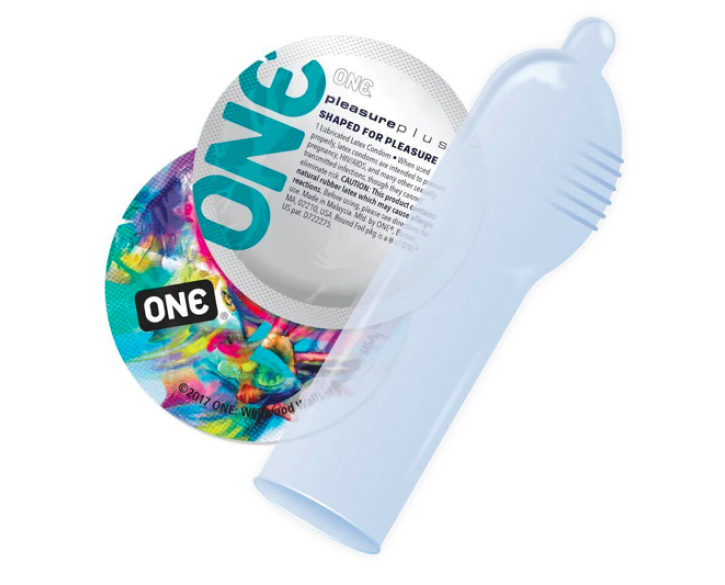 Презервативи ONE Pleasure Plus, 12 шт, з ребристою ділянкою на кінці, подарункове паковання-тубус