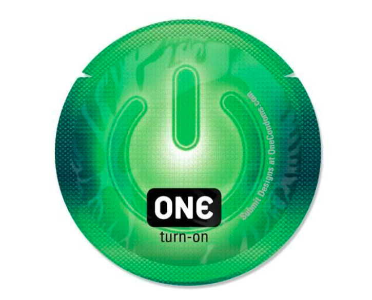 Презерватив ONE Glowing Pleasures, 1 шт, світиться в темряві, зі змазкою