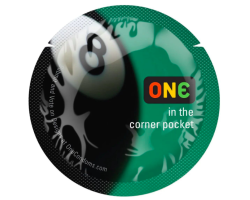 Презерватив ONE Color Sensations ONE is the corner pocket чорний, гладенький, зі змазкою 1шт