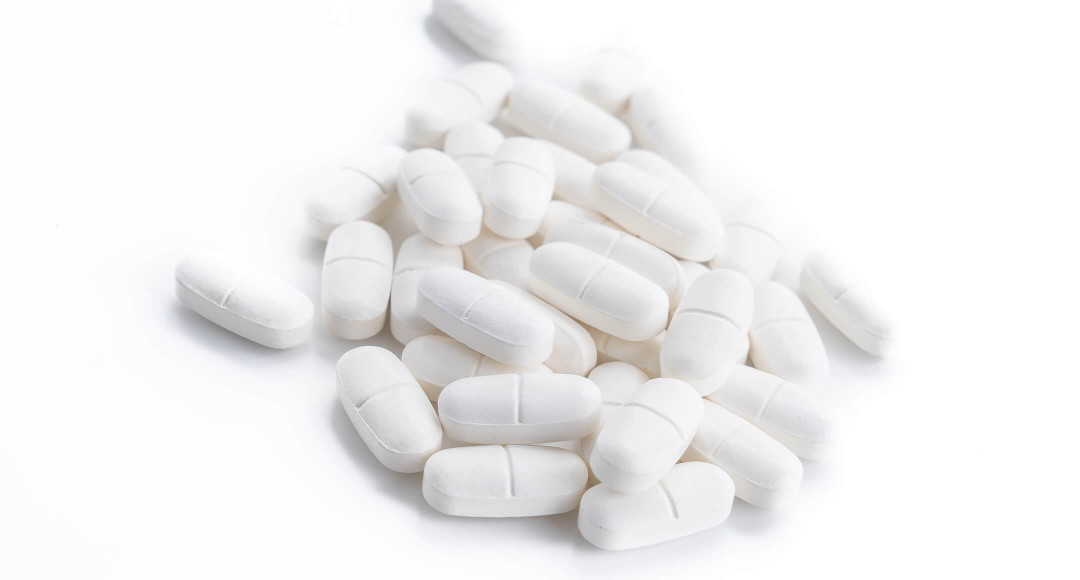 Цинк для росту волосся та бороди: чим він корисний і як його правильно приймати