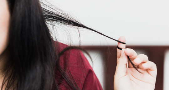 Трихотиломанія - хвороба виривання волосся: як з нею боротися?