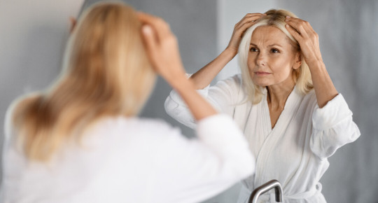Як боротися з порідінням волосся у жінок